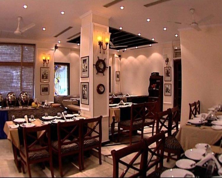 Hotel Maya 'New Delhi' Luaran gambar