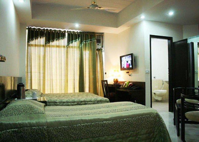 Hotel Maya 'New Delhi' Luaran gambar