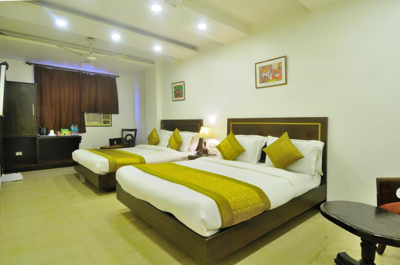 Hotel Maya 'New Delhi' Luaran gambar