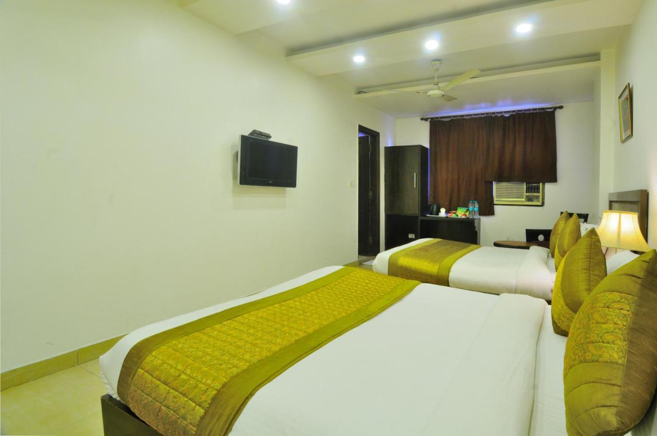 Hotel Maya 'New Delhi' Luaran gambar